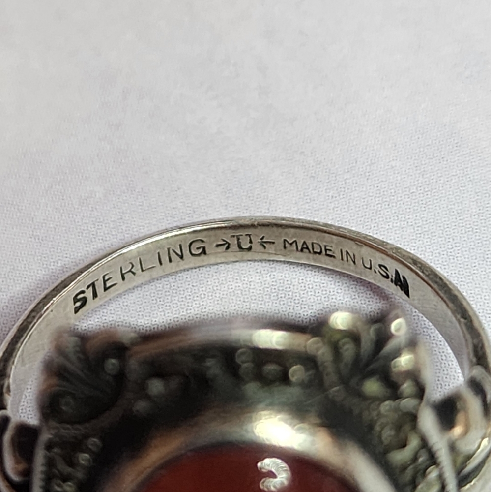 Vintage Carnelian, Marcasite, and Sterling Ring - Picture 4 of 5